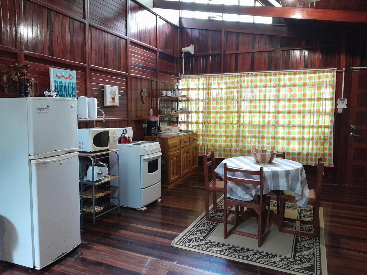Casas Guaney, Full Furnished Studios! Manuel Antonio Eksteriør billede